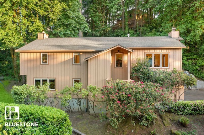 Photo - Beautiful 4 bedroom home in Palisades Neighborhood of Lake Oswego!