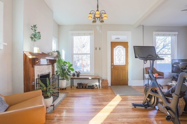 Photo - 2220 W 31st Ave