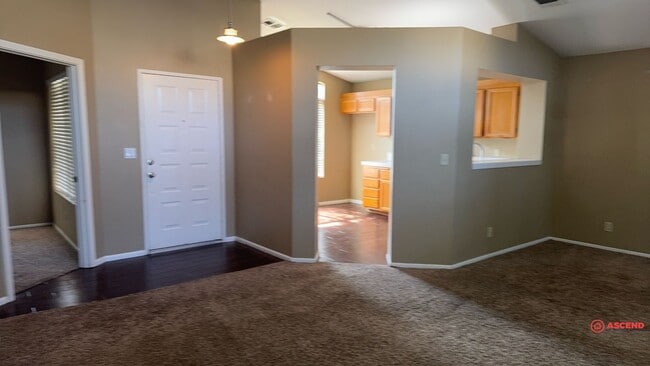 Photo - 4 Bedroom Home in Northwest!