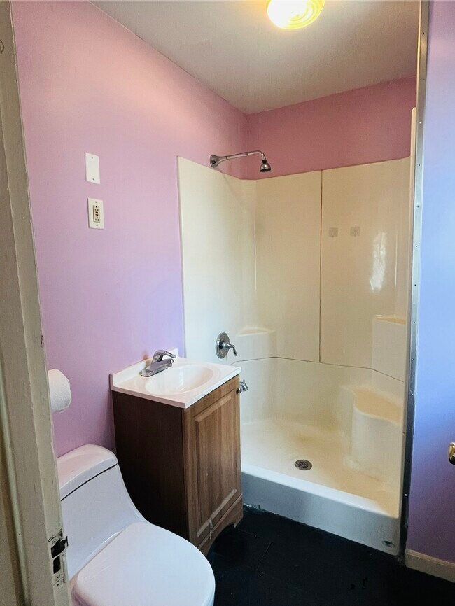 1206 Orchard Ave
