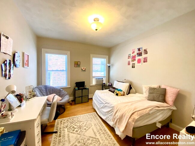 Photo - 1433 Cambridge St Unidad 2