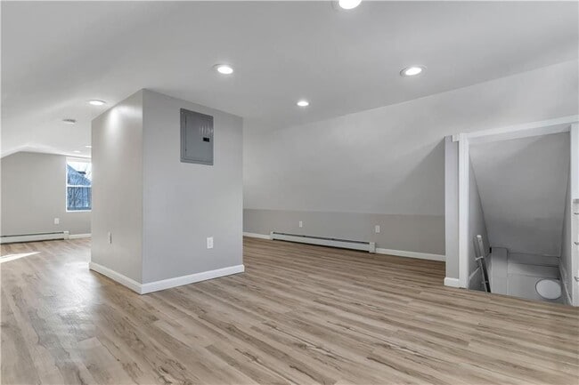 Photo - 43 Jenkins St Unit 3