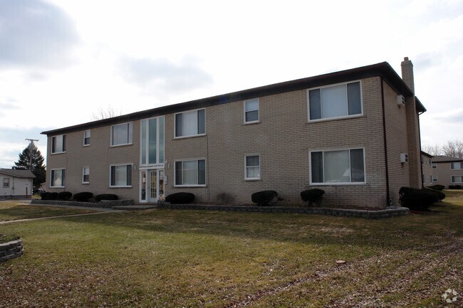 Easpointe Apartments - Easpointe Apartments