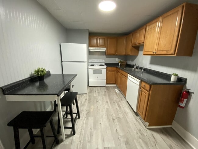 Photo - 424 S 6th St Unit 1