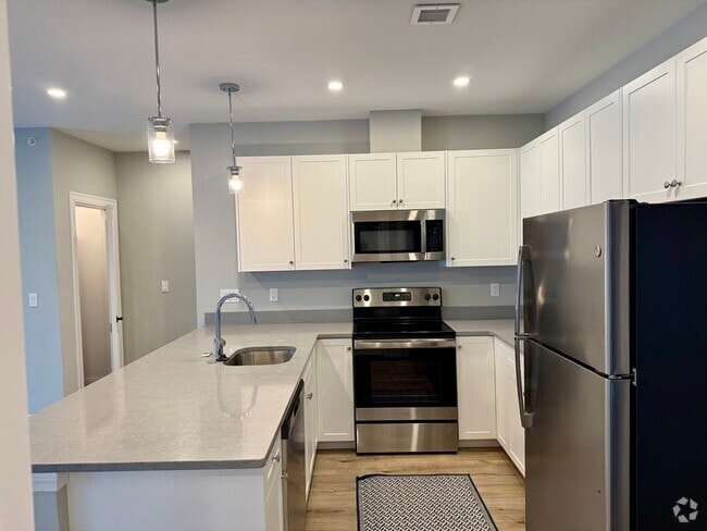 Building Photo - 3 Burke Ln Unit 201 Rental