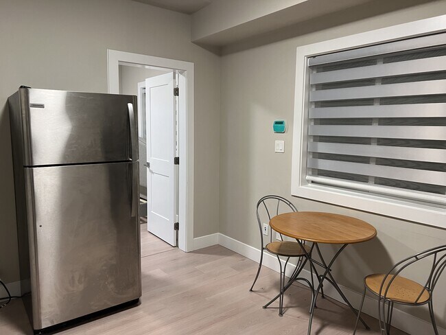 Photo - 2222 Davies Ct