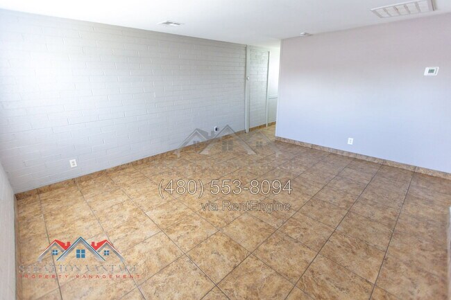 2028 N 26th Pl Unidad 1