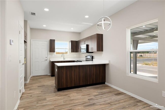 4216 Walnut Ave Unit 1