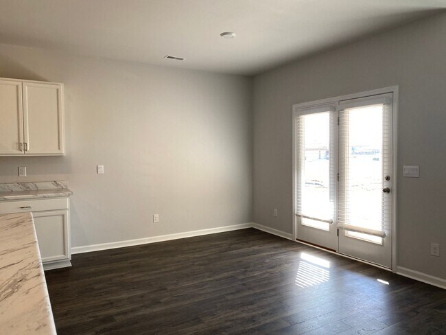 124 Red Fox Wy