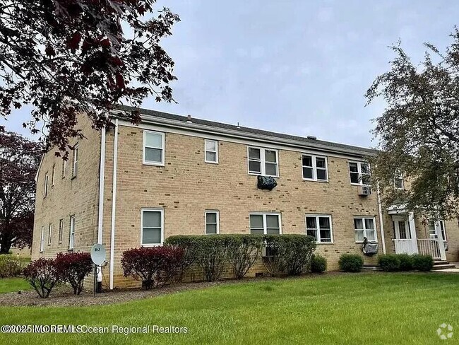 Building Photo - 64 Manchester Ct Unit G Rental