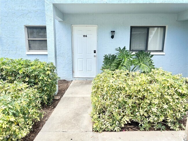 Building Photo - 28121 Pine Haven Way Unit 106 Rental