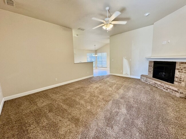 Photo - 5504 110th St