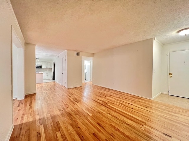 Photo - 26 Arpege Way NW