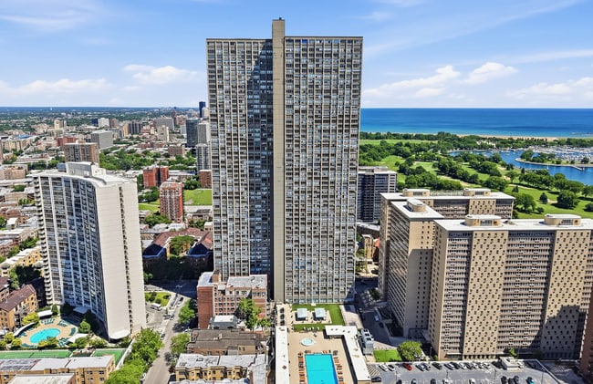 Building Photo - 655 W Irving Park Rd Unit 1907 1BR