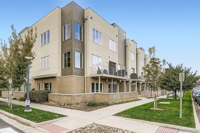 Photo - 177 S Harrison St