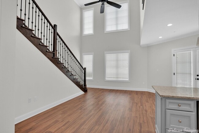 Photo - Visit this New Stunning Build in Provenanc...