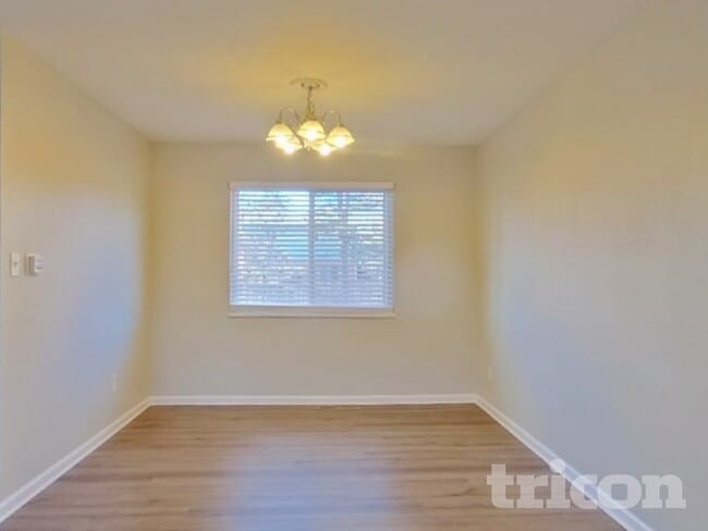 Photo - 1228 N Chelton Rd