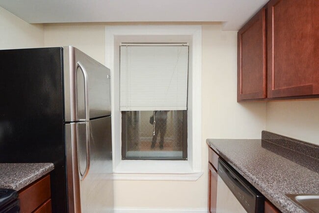 Photo - 1314 N Dearborn St Unit 201