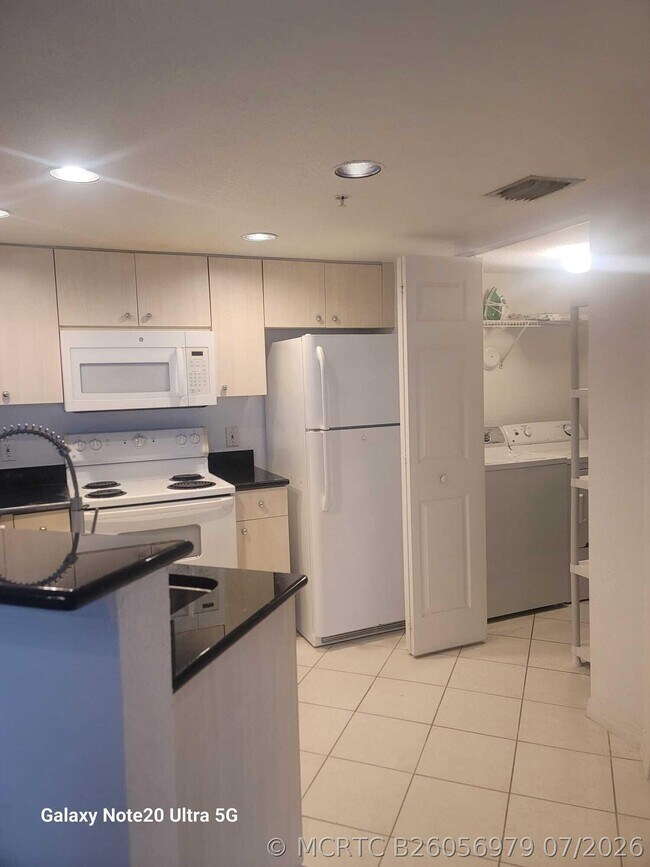 Photo - 1801 N Flagler Dr Unit 408