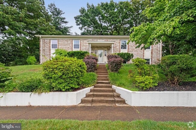 Building Photo - 4157 Waterway Dr Rental