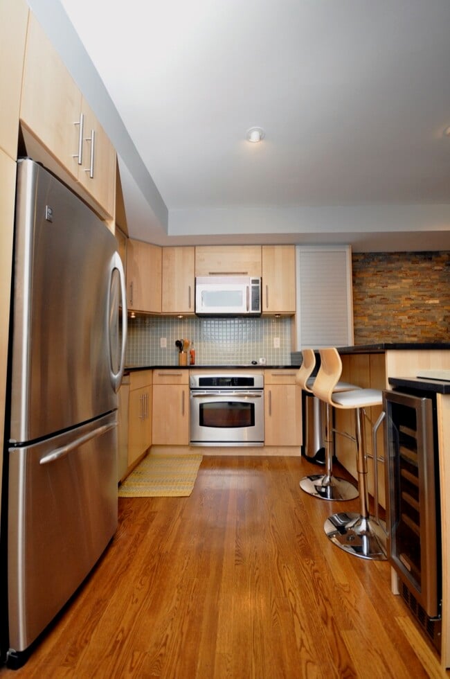 Photo - 396 Beacon St Unit 7