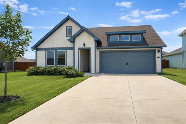 Building Photo - 2310 Hydrangea Dr