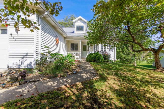 Photo - 711 E Brick St