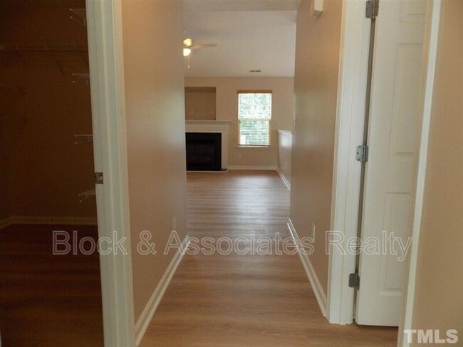 Photo - 1741 E Honey Springs Ave