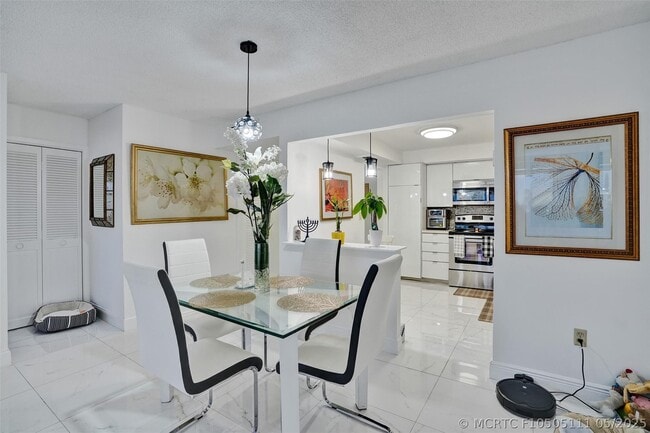 Building Photo - 18041 Biscayne Blvd Unit 503