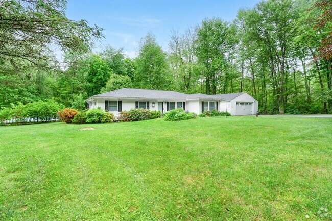 Building Photo - 190 Shenandoah Rd Rental