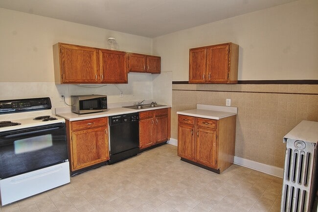 Photo - 1103 South St Unit #2