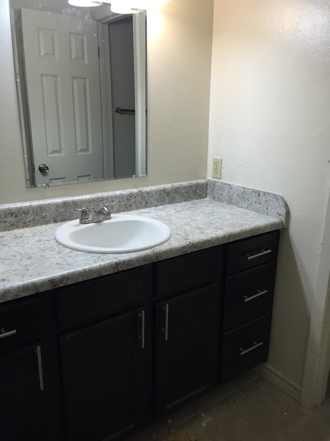 Photo - Bellview Apartments