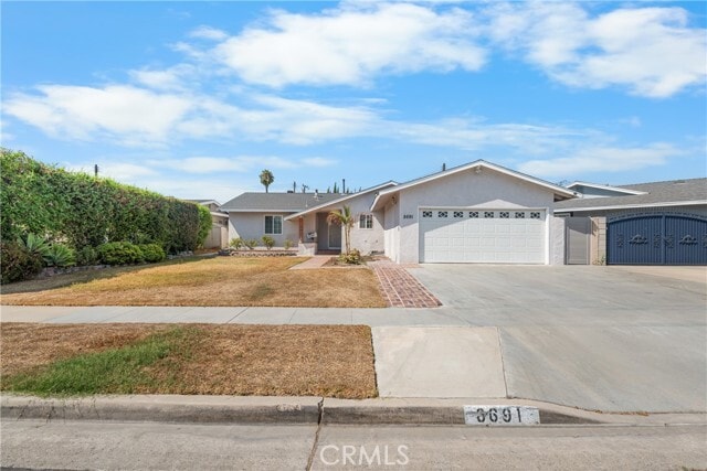 Photo - 8691 Davmor Ave Casa