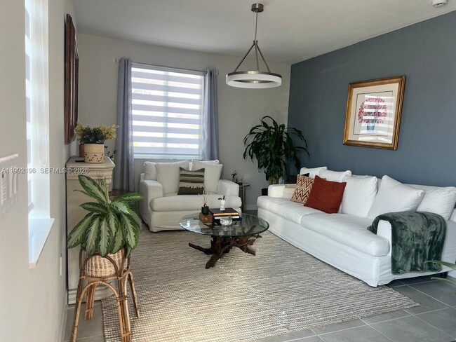 Photo - 1487 SE 7th Ter