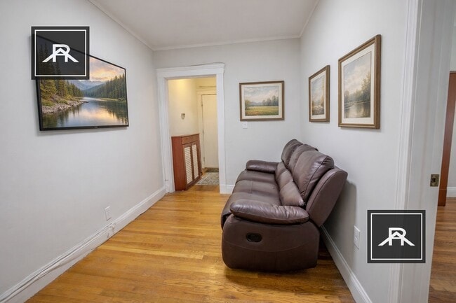 Photo - 28 Quint Ave Unit 18