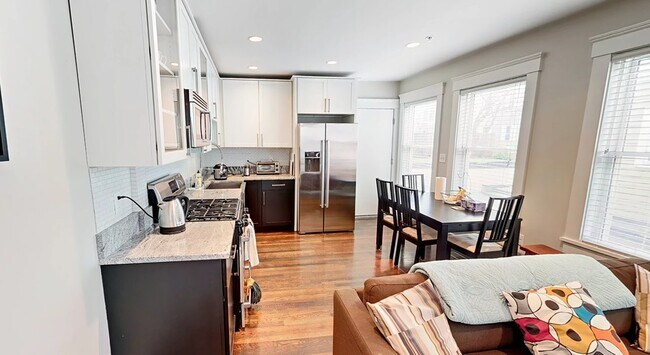 Photo - 33 Linden Ave Unit 1