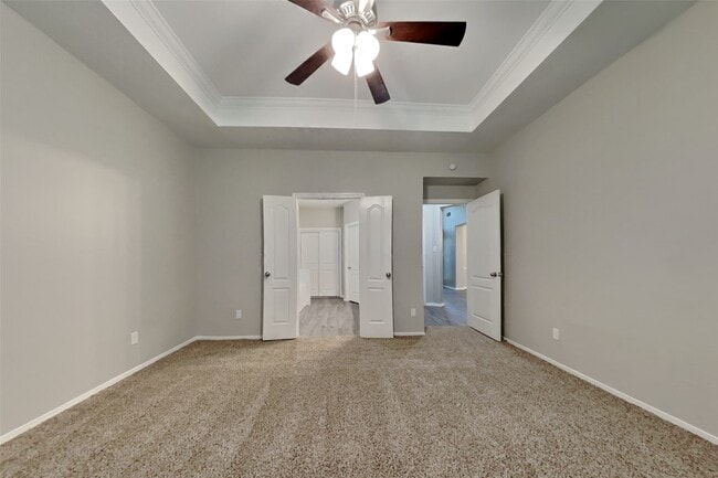 Building Photo - 1731 Red Oak Terrace