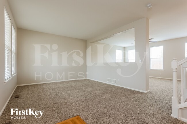 Photo - 13827 Ivanhoe St