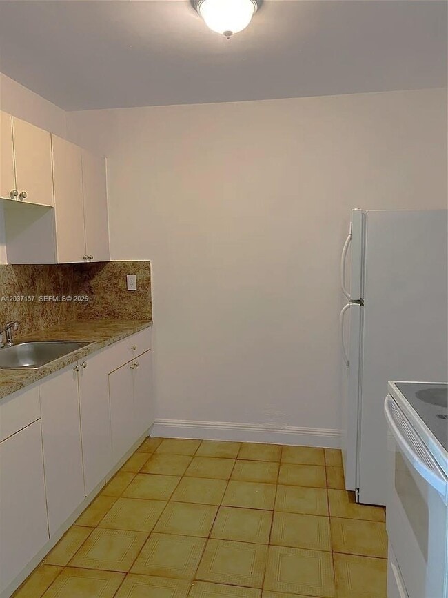 Photo - 2010 NW 70th St