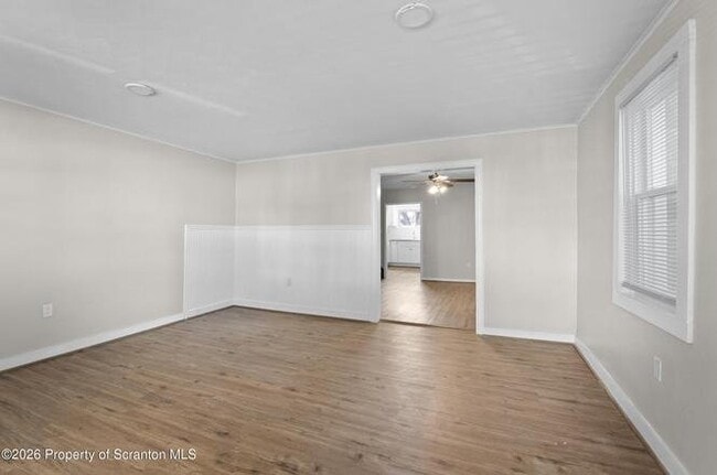 Photo - 302-304-304 Vine St Unidad 304