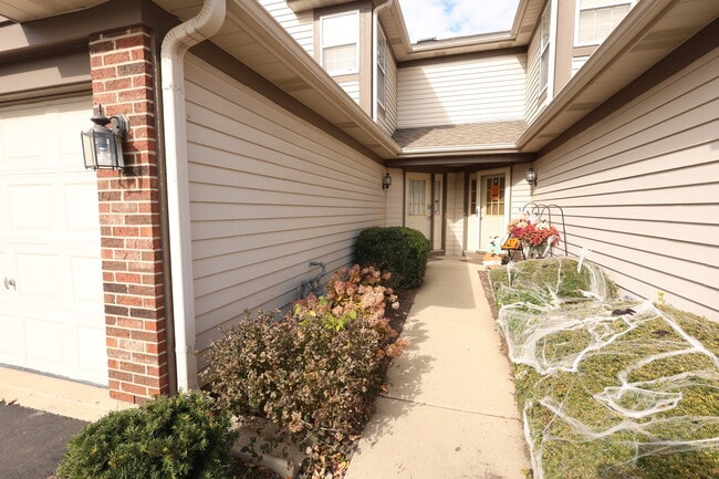 Photo - 1840 Grove Ave