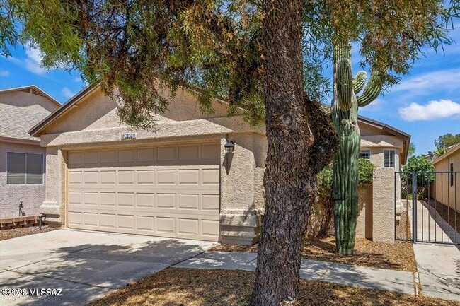 Photo - 8142 N Millwheel Pl