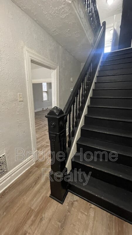 Photo - 226 Lobinger Ave