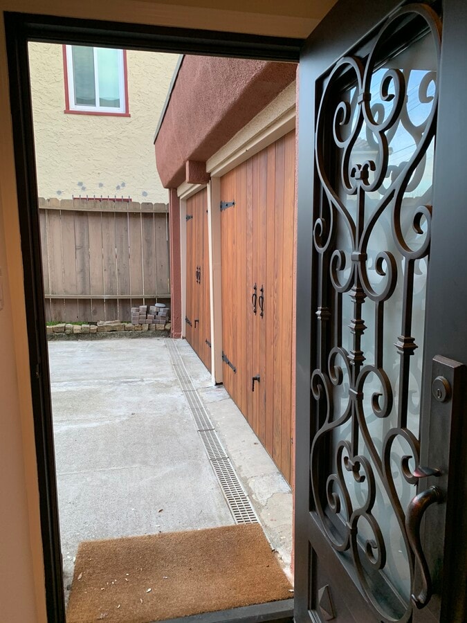 Photo - 555 Key Blvd