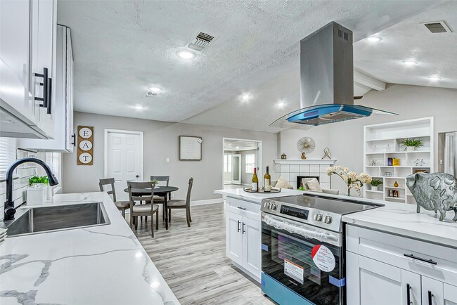 Building Photo - 8707 Collingsdale Rd