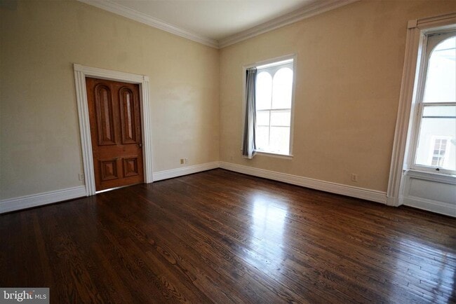 Building Photo - 37 S Prospect St Unit 301