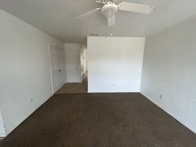 Photo - 3303 Toledo Dr Unit C