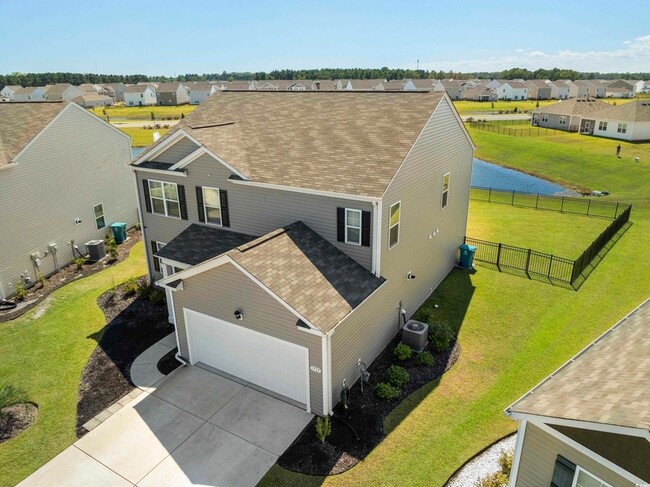 Photo - 1715 Perthshire Lp