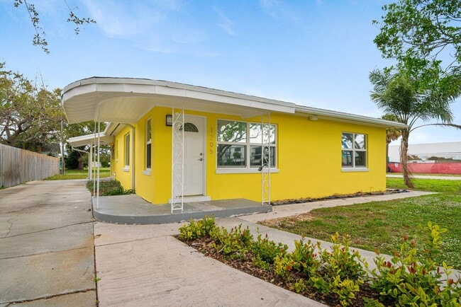 Photo - 1205 Longwood St