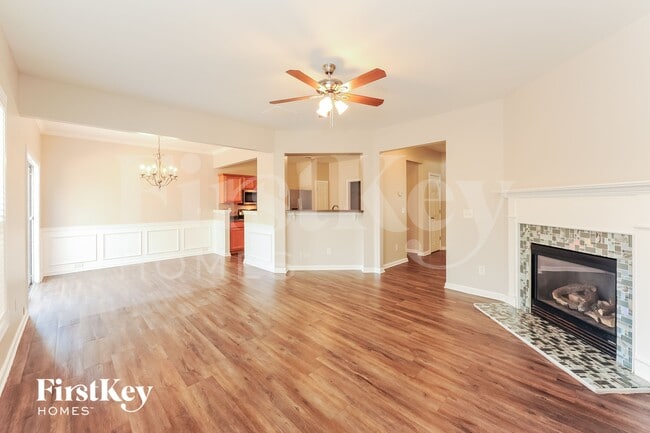 5440 Crestwick Wy